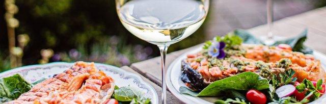 A summer night for wine buffs & food lovers