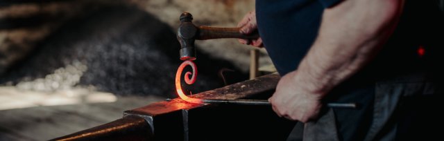 Making Christmas: Blacksmithing workshop