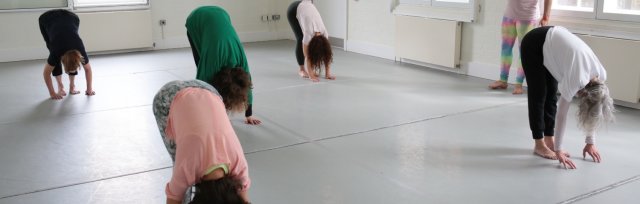 Klein Technique™ Stretch and Placement Classes at Siobhan Davies Studios – Summer Term 2022