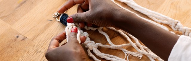 Learn Macramé Knots! Macramé Keyring Workshop At Hampton Court Palace Artisan Fayre