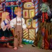 Tanglewood Marionettes' "Hansel & Gretel" image