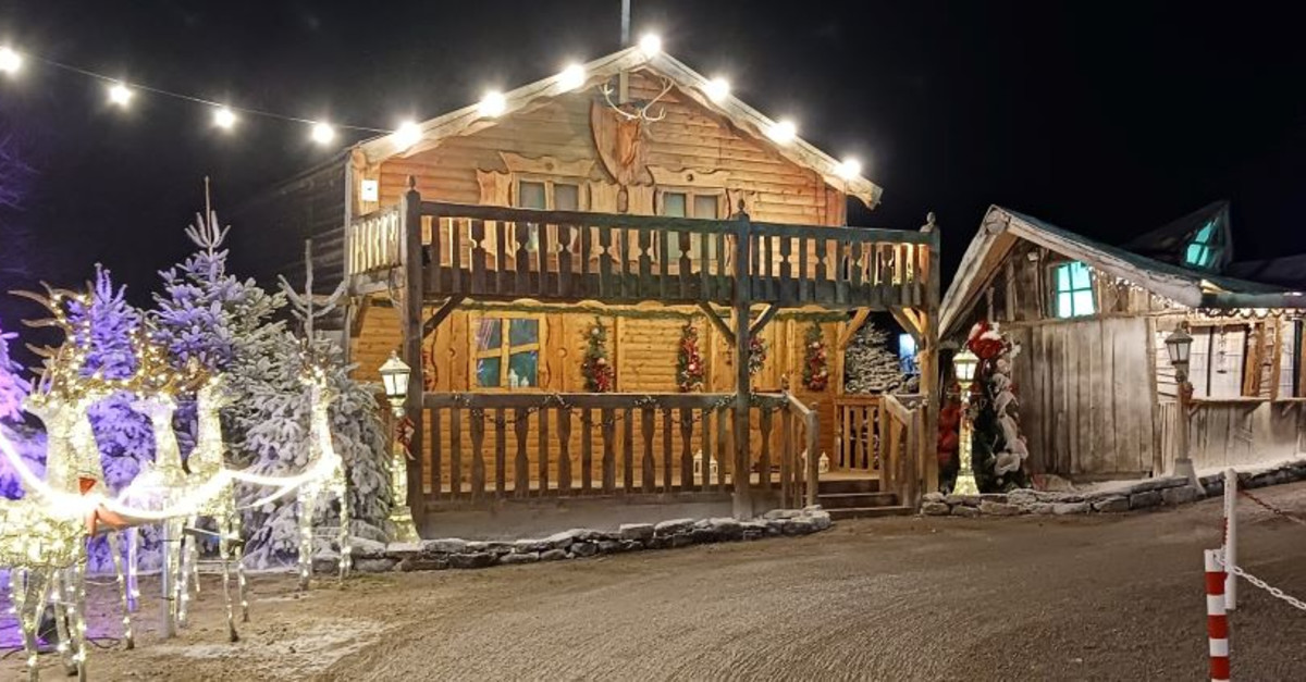 > BOOK TICKETS Reindeer Lodge 2024 visit Reindeer Lodge, Leeswood