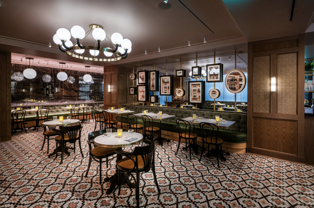 Cafe Du Jour - Hotel Restaurant