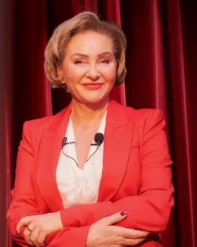 Fiona Harrold
