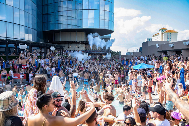 Guaracha Land Pool Party with RKM & Ken-Y Performing Live at HQ2 Beach Club