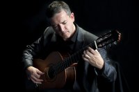 Gary Ryan solo classical guitar image