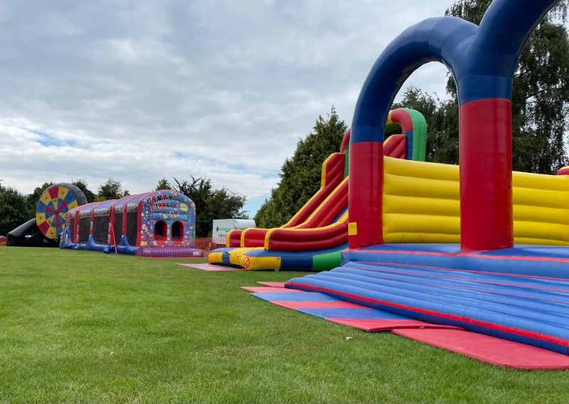 Buy Tickets Inflatable Fun Day At Raphaels Park Romford Rm25pl